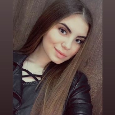 Виктория Рояшка